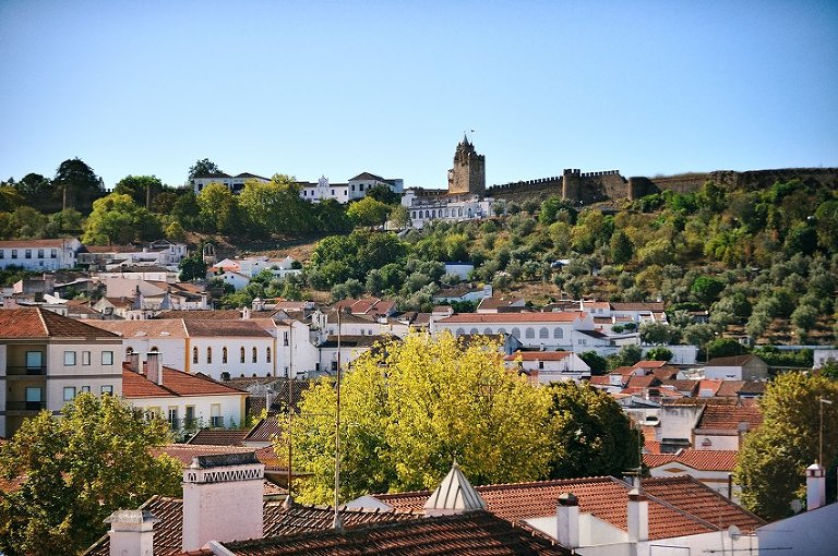 03 Vista sobre Montemor-o-Novo e o Castelo