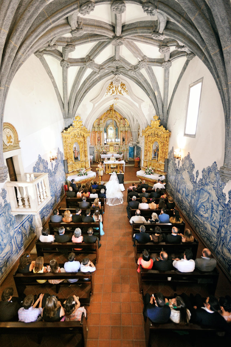 26 Casamento no Alentejo na igreja de Montemor e fotos de noivos no Castelo