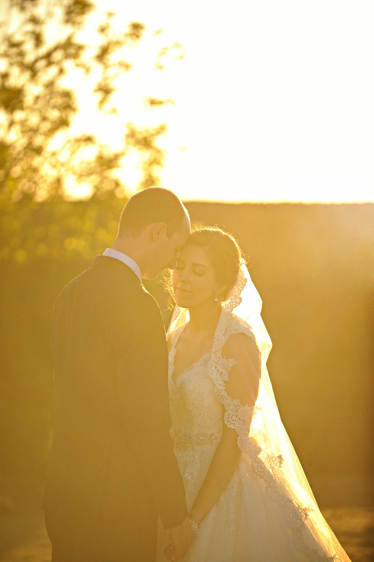 39 Foto de Sonho Casamento no Alentejo na igreja de Montemor e fotos de noivos no Castelo