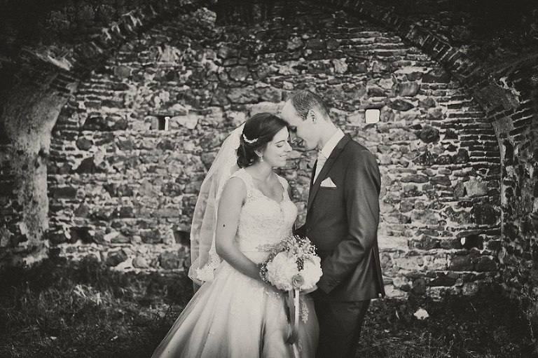 45 Casamento no Alentejo na igreja de Montemor e fotos de noivos no Castelo